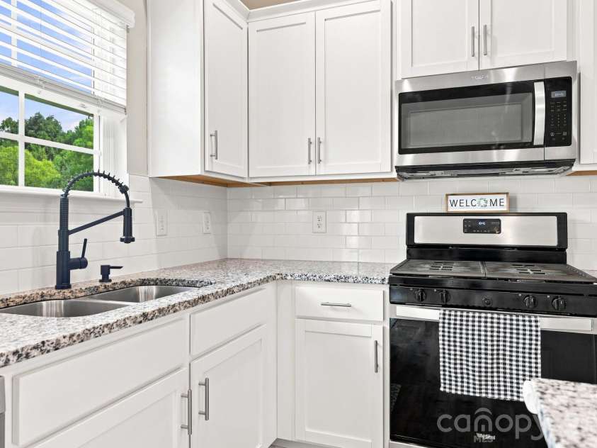 6826 Bellawood Drive, Trinity, NC 27370.  MLS# CAR4436099, YatesRealty ID 57545. 