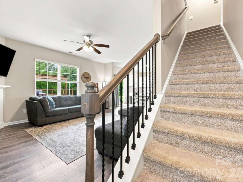 6826 Bellawood Drive, Trinity, NC 27370.  MLS# CAR4436099, YatesRealty ID 57545. 