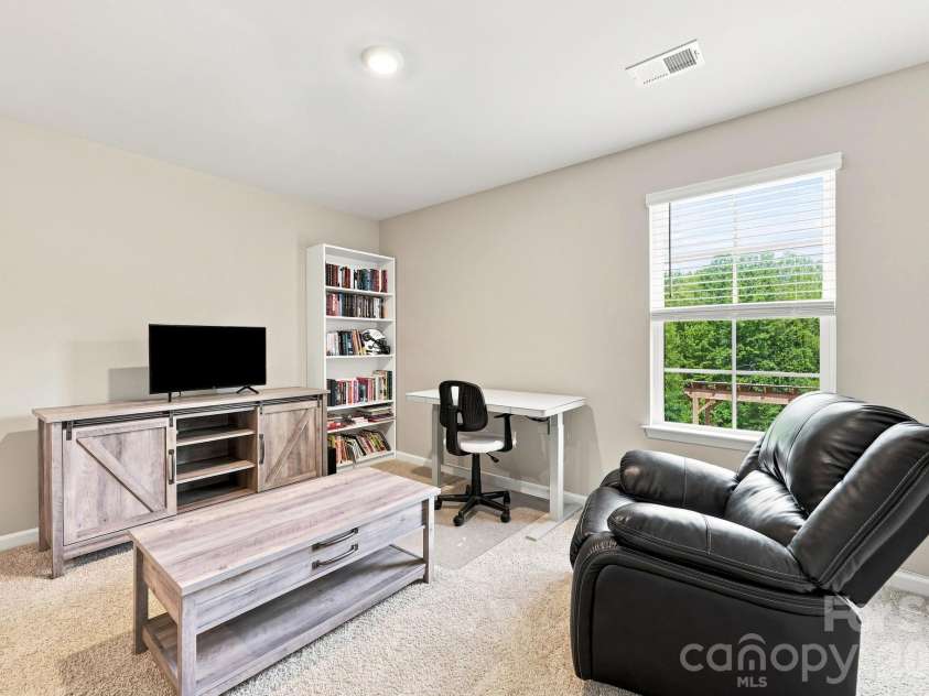 6826 Bellawood Drive, Trinity, NC 27370.  MLS# CAR4436099, YatesRealty ID 57545. 