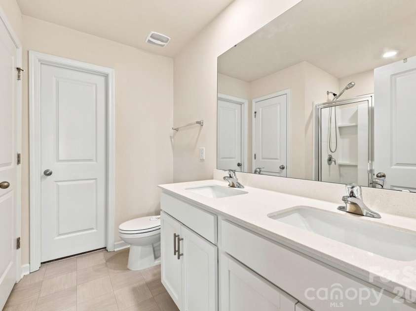 6826 Bellawood Drive, Trinity, NC 27370.  MLS# CAR4436099, YatesRealty ID 57545. 