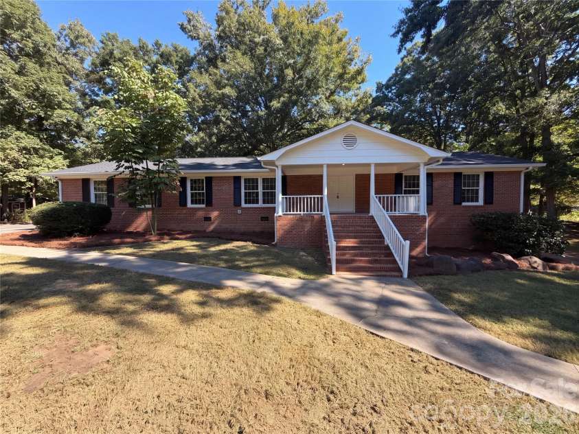 120 Smith Street, Wingate, NC 28174.  MLS# CAR4435627, YatesRealty ID 57547. 