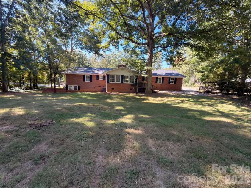 120 Smith Street, Wingate, NC 28174.  MLS# CAR4435627, YatesRealty ID 57547. 