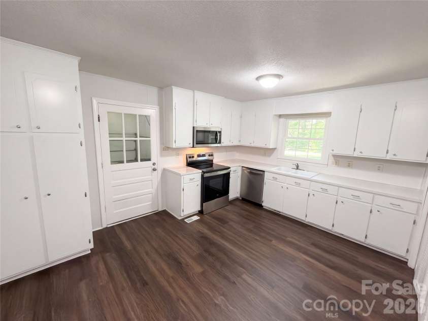 120 Smith Street, Wingate, NC 28174.  MLS# CAR4435627, YatesRealty ID 57547. 