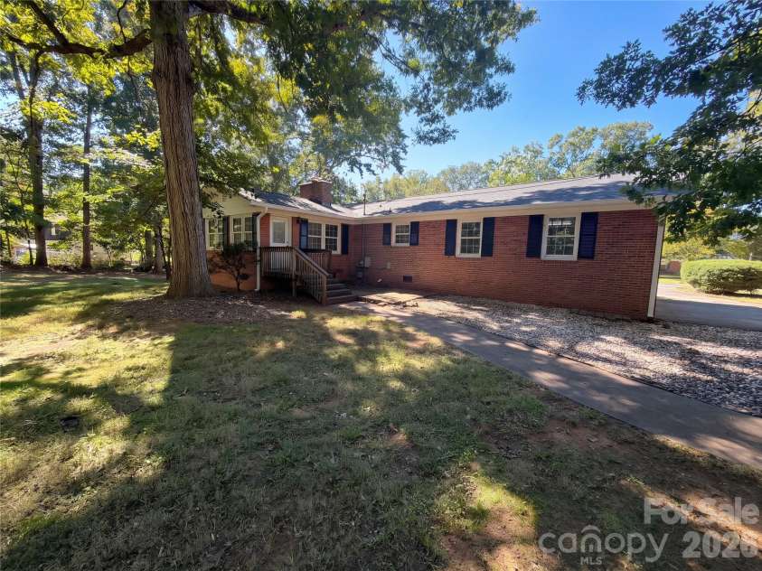 120 Smith Street, Wingate, NC 28174.  MLS# CAR4435627, YatesRealty ID 57547. 
