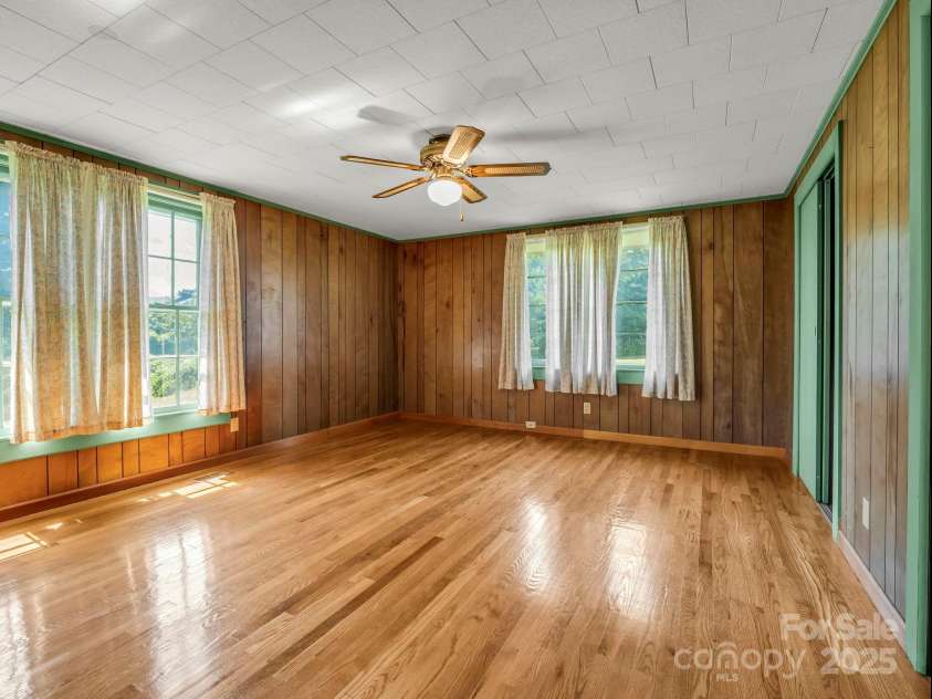 256 School Road, Mill Spring, NC 28756.  MLS# CAR4299323, YatesRealty ID 5755. Primary BR on Main level 