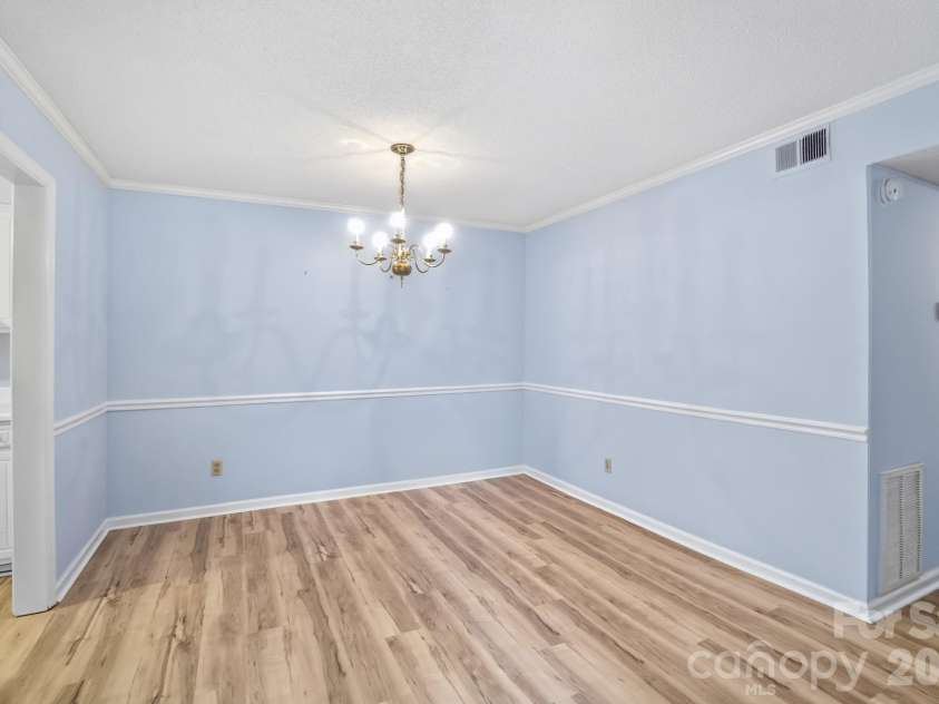 4754 Hedgemore Drive, Charlotte, NC 28209.  MLS# CAR4436121, YatesRealty ID 57557. 