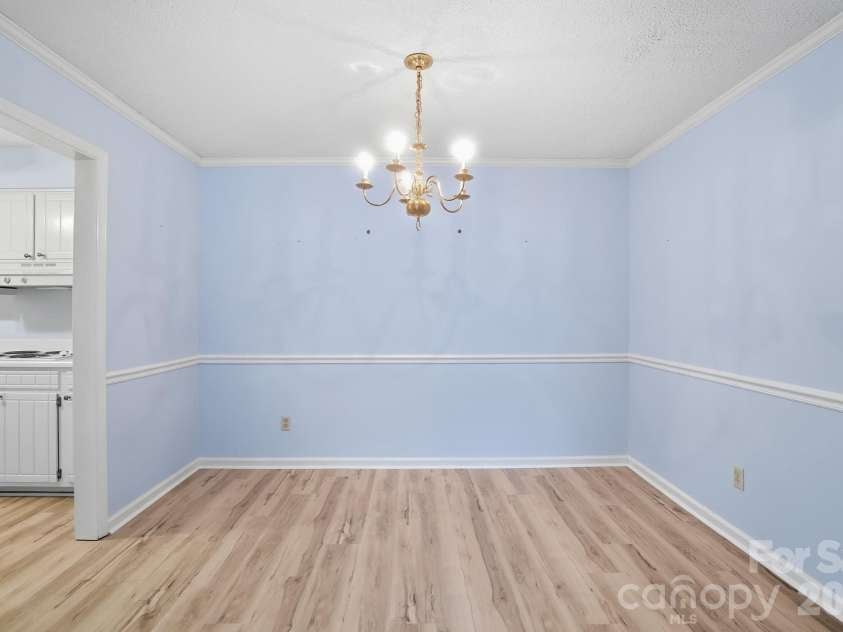 4754 Hedgemore Drive, Charlotte, NC 28209.  MLS# CAR4436121, YatesRealty ID 57557. 