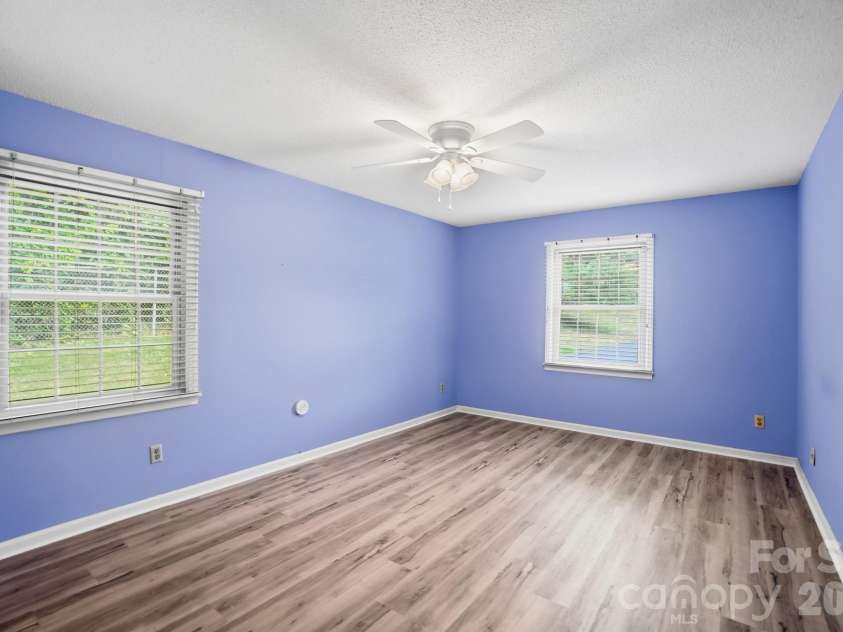 4754 Hedgemore Drive, Charlotte, NC 28209.  MLS# CAR4436121, YatesRealty ID 57557. 