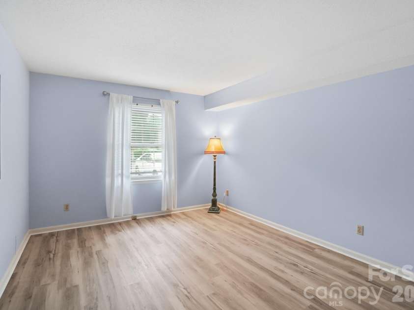 4754 Hedgemore Drive, Charlotte, NC 28209.  MLS# CAR4436121, YatesRealty ID 57557. 