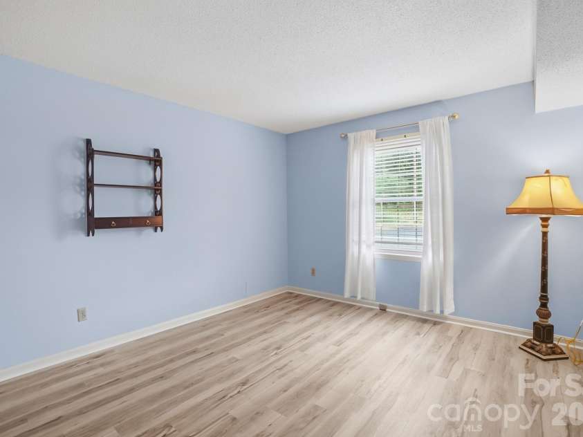 4754 Hedgemore Drive, Charlotte, NC 28209.  MLS# CAR4436121, YatesRealty ID 57557. 
