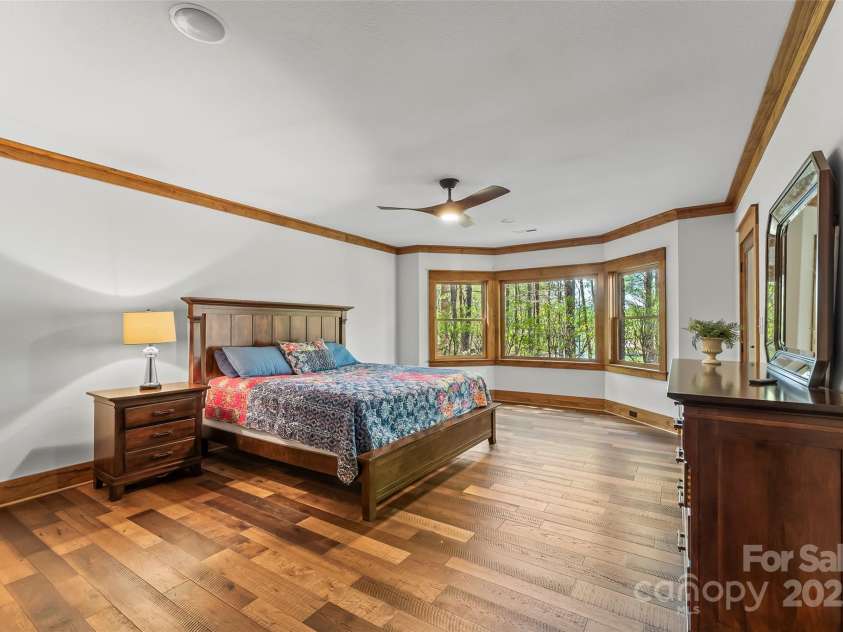 92 Gobblers Neck Drive, Nebo, NC 28761.  MLS# CAR4245641, YatesRealty ID 5756. 