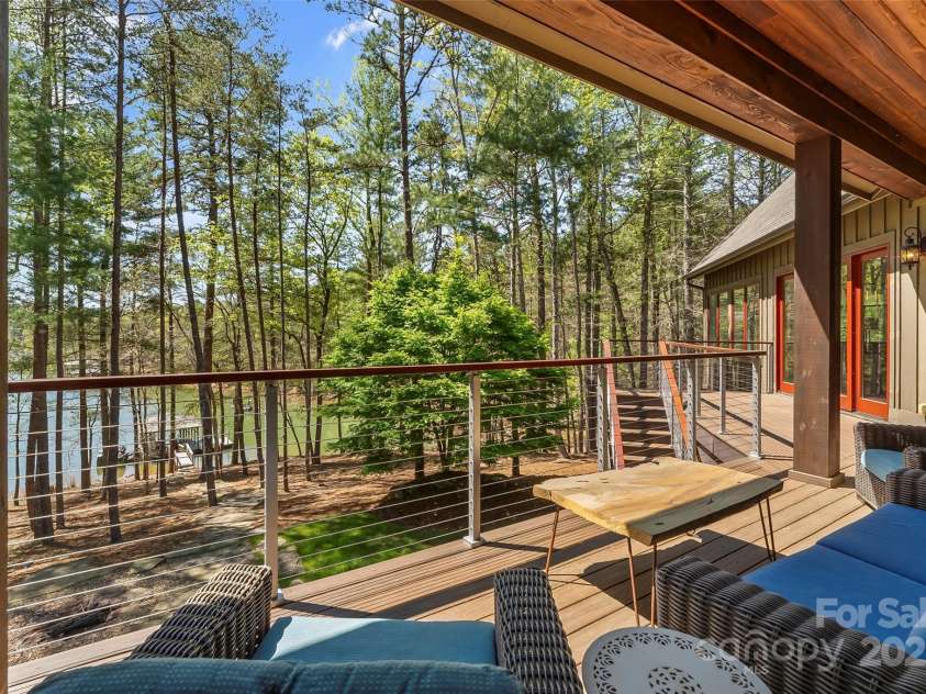 92 Gobblers Neck Drive, Nebo, NC 28761.  MLS# CAR4245641, YatesRealty ID 5756. 