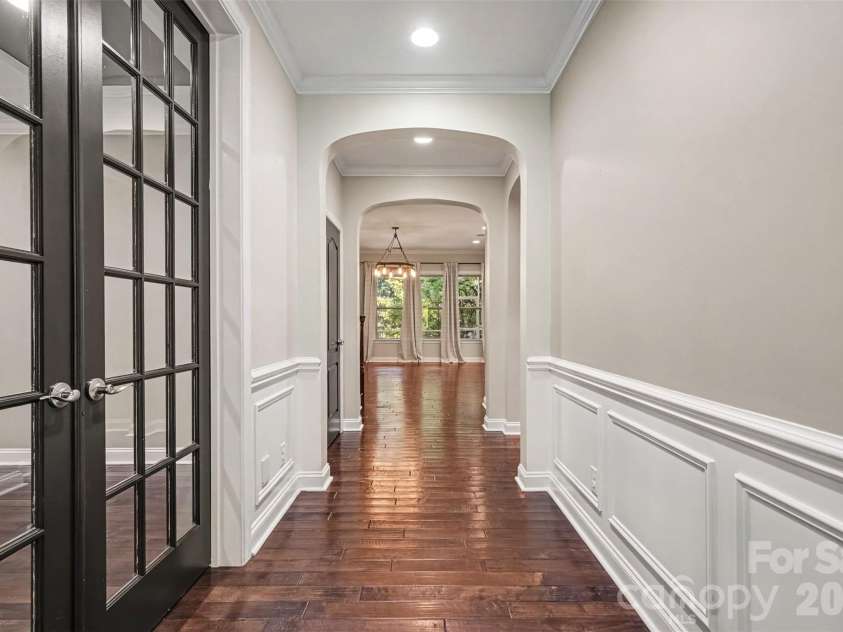 12609 Burr Oak Lane, Charlotte, NC 28278.  MLS# CAR4434633, YatesRealty ID 57561. 
