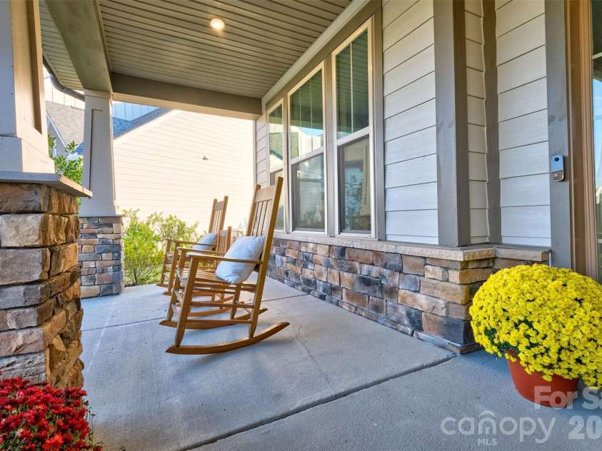 419 Clemson Tree Lane, Lake Wylie, SC 29710.  MLS# CAR4434354, YatesRealty ID 57565. 