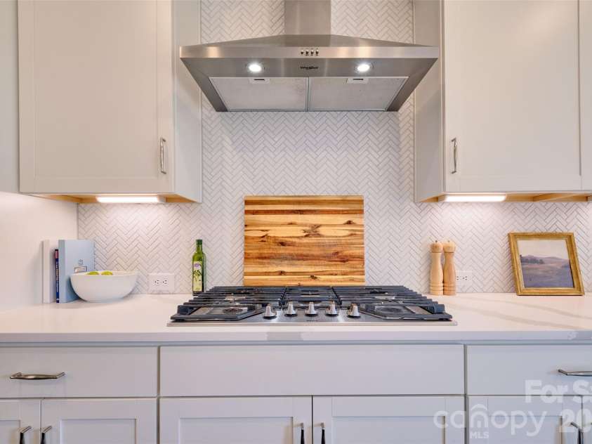 419 Clemson Tree Lane, Lake Wylie, SC 29710.  MLS# CAR4434354, YatesRealty ID 57565. 