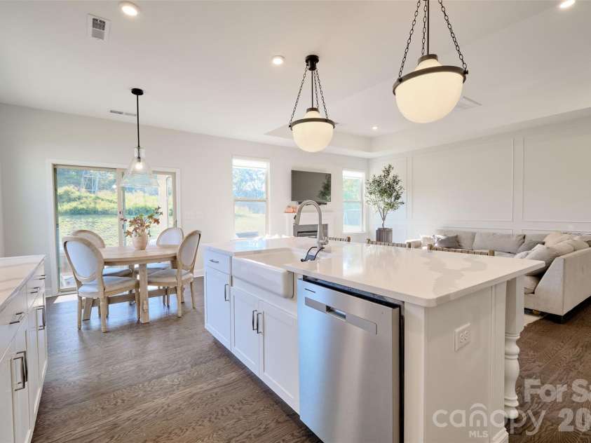 419 Clemson Tree Lane, Lake Wylie, SC 29710.  MLS# CAR4434354, YatesRealty ID 57565. 