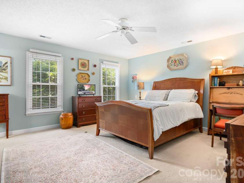 20720 Willow Pond Road, Cornelius, NC 28031.  MLS# CAR4434374, YatesRealty ID 57566. 