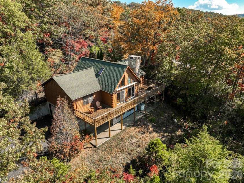 807 Pine Tree Road, Spruce Pine, NC 28777.  MLS# CAR4435959, YatesRealty ID 57567. 