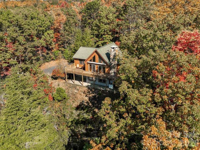 807 Pine Tree Road, Spruce Pine, NC 28777.  MLS# CAR4435959, YatesRealty ID 57567. 