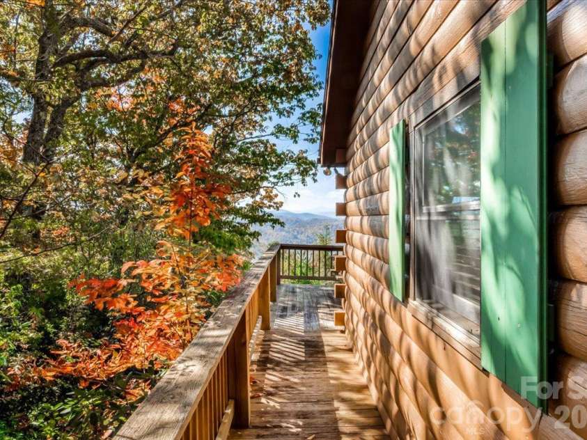 807 Pine Tree Road, Spruce Pine, NC 28777.  MLS# CAR4435959, YatesRealty ID 57567. 