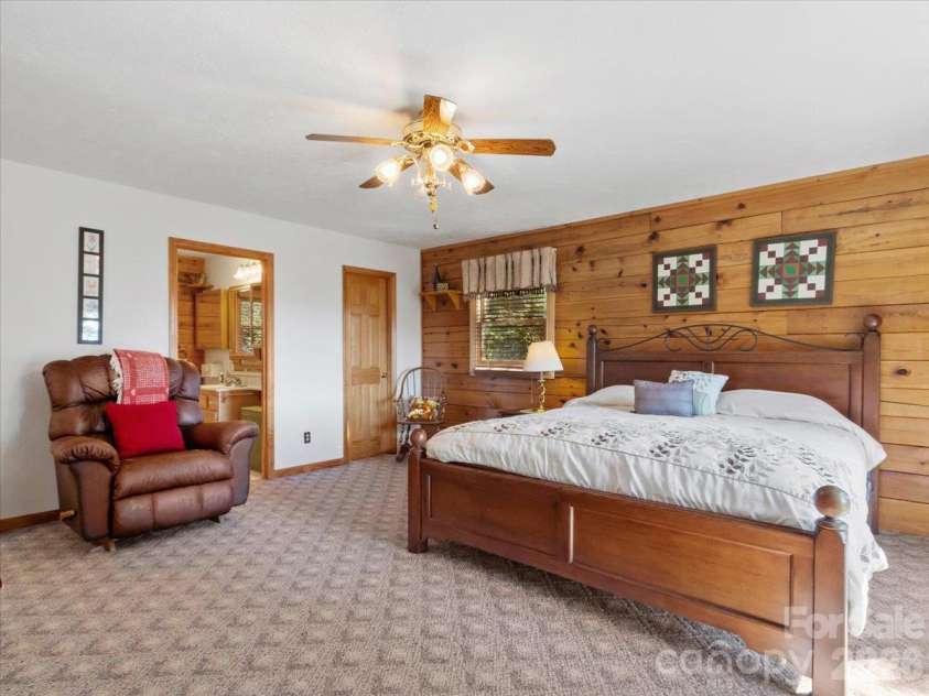 807 Pine Tree Road, Spruce Pine, NC 28777.  MLS# CAR4435959, YatesRealty ID 57567. 