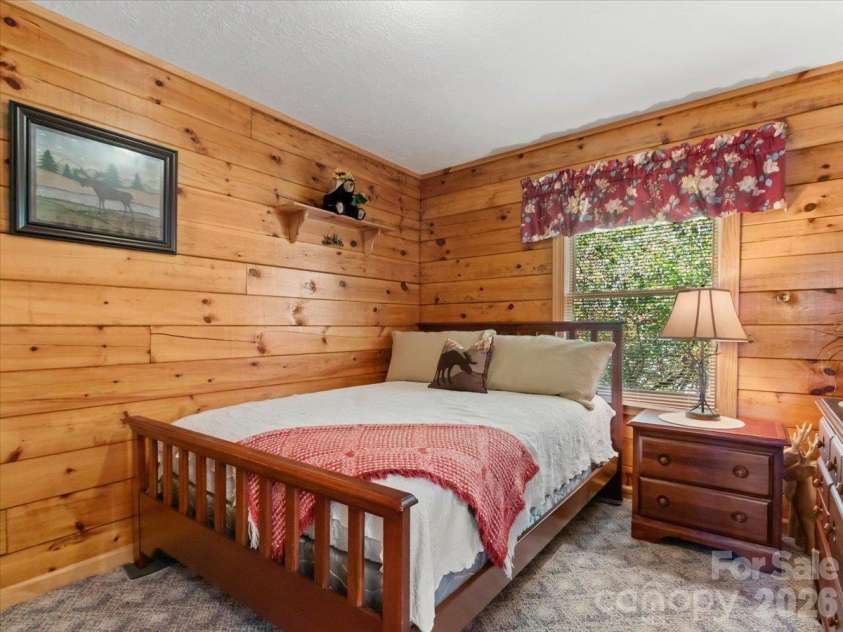 807 Pine Tree Road, Spruce Pine, NC 28777.  MLS# CAR4435959, YatesRealty ID 57567. 