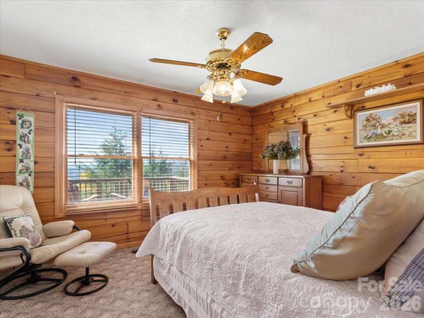 807 Pine Tree Road, Spruce Pine, NC 28777.  MLS# CAR4435959, YatesRealty ID 57567. 