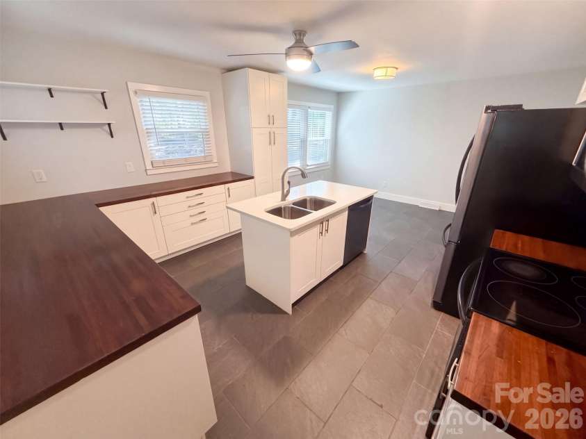 2006 Overhill Drive, Monroe, NC 28110.  MLS# CAR4436153, YatesRealty ID 57574. 