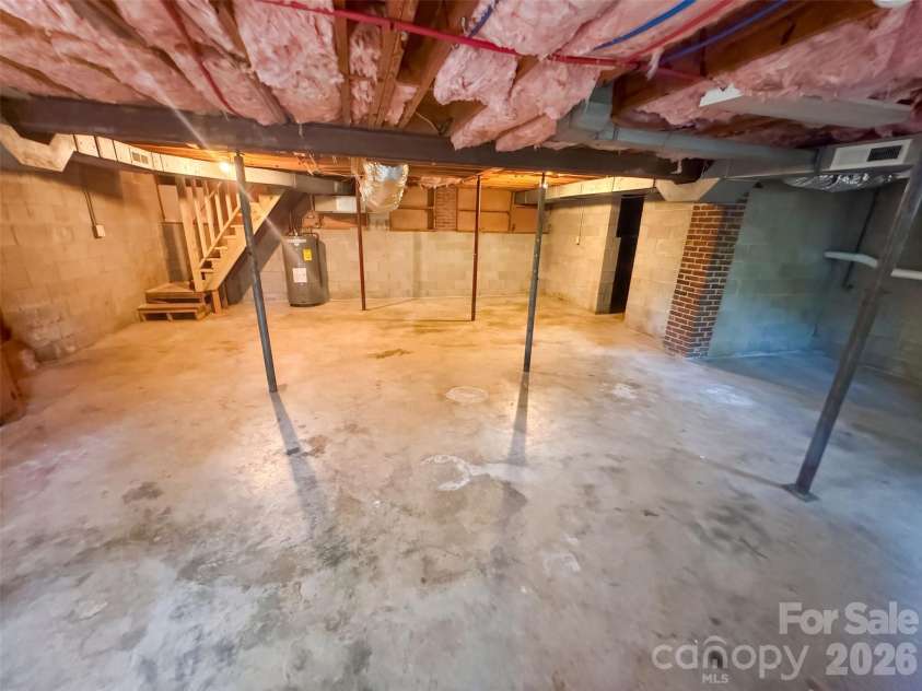 2006 Overhill Drive, Monroe, NC 28110.  MLS# CAR4436153, YatesRealty ID 57574. 