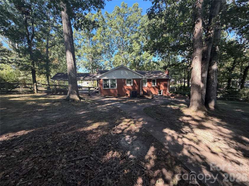 2006 Overhill Drive, Monroe, NC 28110.  MLS# CAR4436153, YatesRealty ID 57574. 