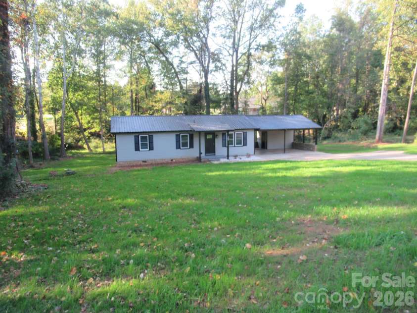 167 Sunny Hill Drive, Lincolnton, NC 28092.  MLS# CAR4435736, YatesRealty ID 57577. Front View