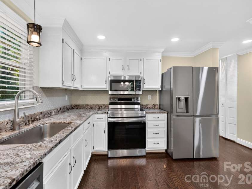 5011 Forest Mountain Court, Charlotte, NC 28227.  MLS# CAR4436173, YatesRealty ID 57579. 