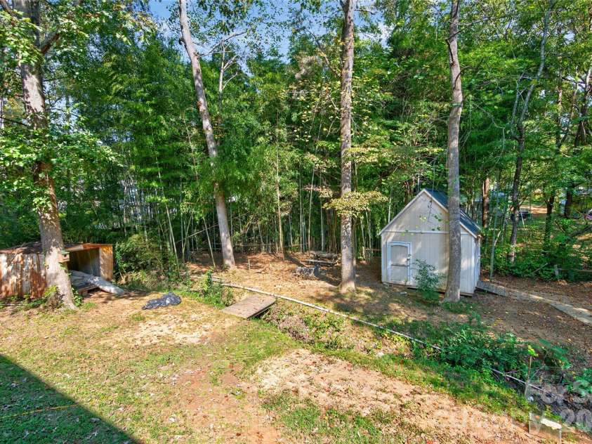 5011 Forest Mountain Court, Charlotte, NC 28227.  MLS# CAR4436173, YatesRealty ID 57579. 