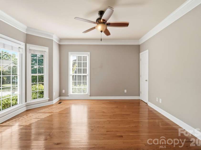 9915 Nicole Lane, Charlotte, NC 28269.  MLS# CAR4396423, YatesRealty ID 5758. 
