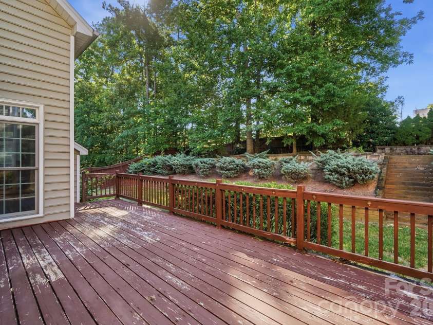 9915 Nicole Lane, Charlotte, NC 28269.  MLS# CAR4396423, YatesRealty ID 5758. Backyard