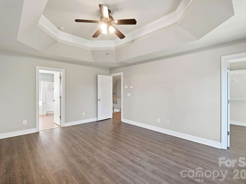 9915 Nicole Lane, Charlotte, NC 28269.  MLS# CAR4396423, YatesRealty ID 5758. Primary Bedroom