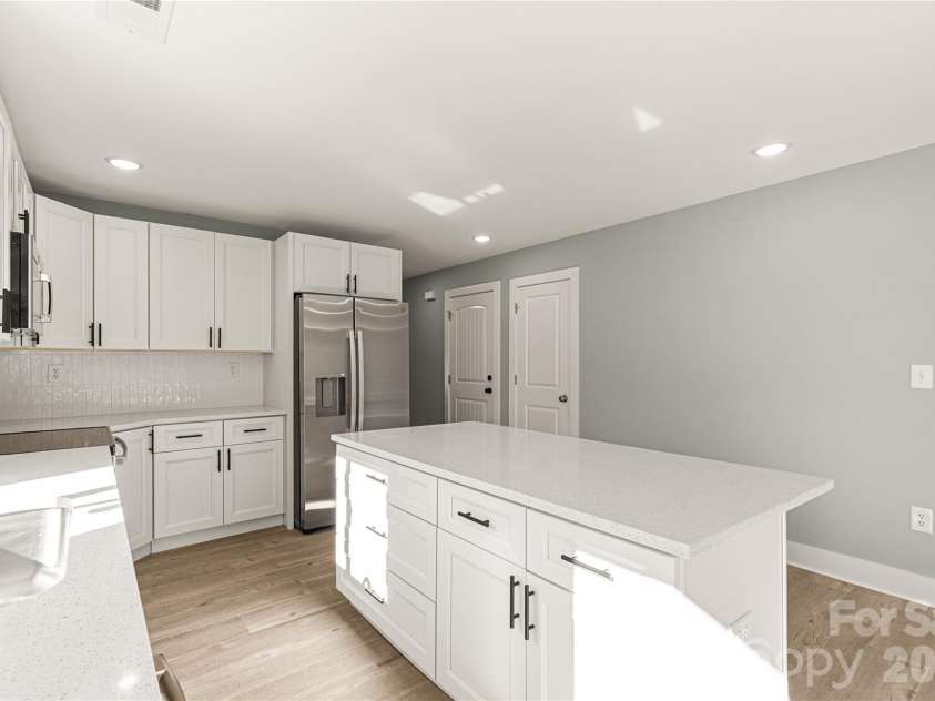 622 Fernwood Drive, Chester, SC 29706.  MLS# CAR4431467, YatesRealty ID 57582. 