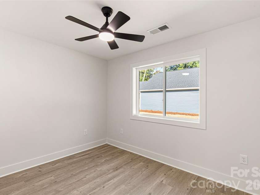 622 Fernwood Drive, Chester, SC 29706.  MLS# CAR4431467, YatesRealty ID 57582. 