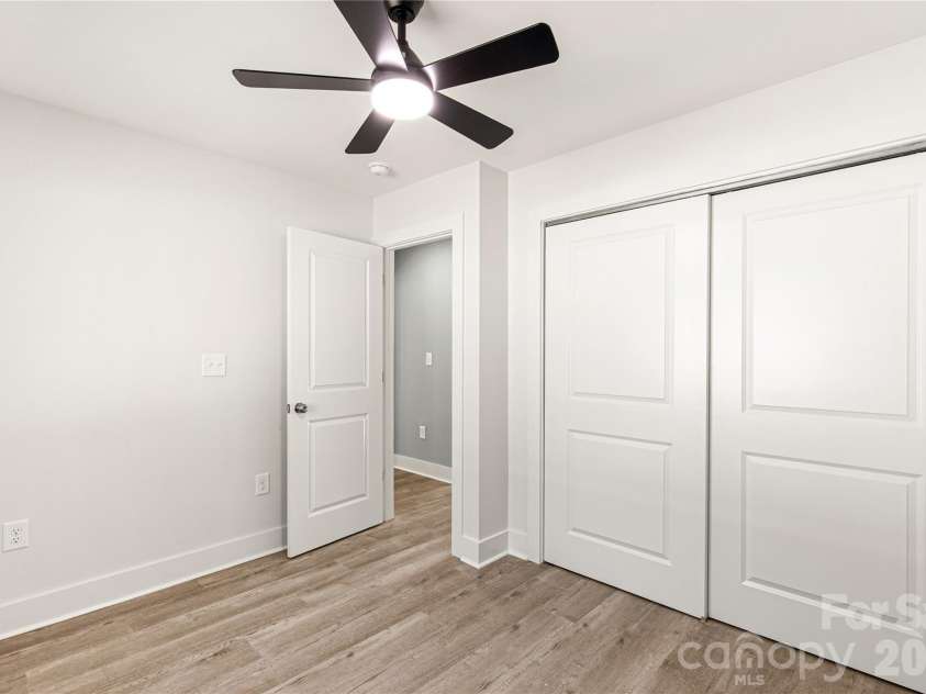 622 Fernwood Drive, Chester, SC 29706.  MLS# CAR4431467, YatesRealty ID 57582. 