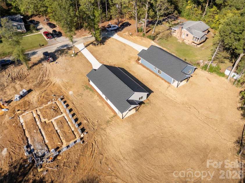 622 Fernwood Drive, Chester, SC 29706.  MLS# CAR4431467, YatesRealty ID 57582. 