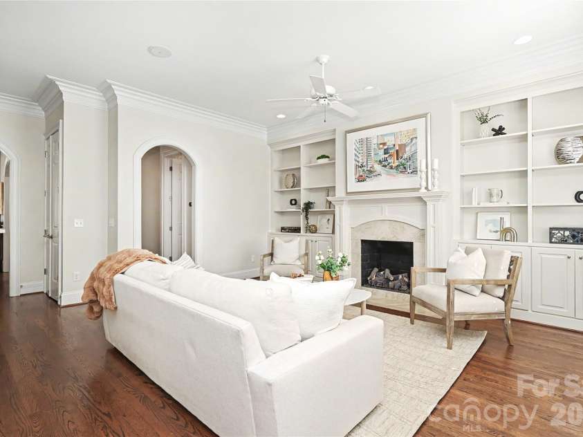 2614 Chelsea Drive, Charlotte, NC 28209.  MLS# CAR4433785, YatesRealty ID 57594. 