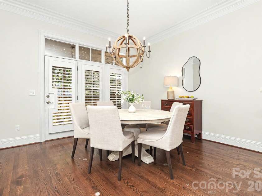 2614 Chelsea Drive, Charlotte, NC 28209.  MLS# CAR4433785, YatesRealty ID 57594. 
