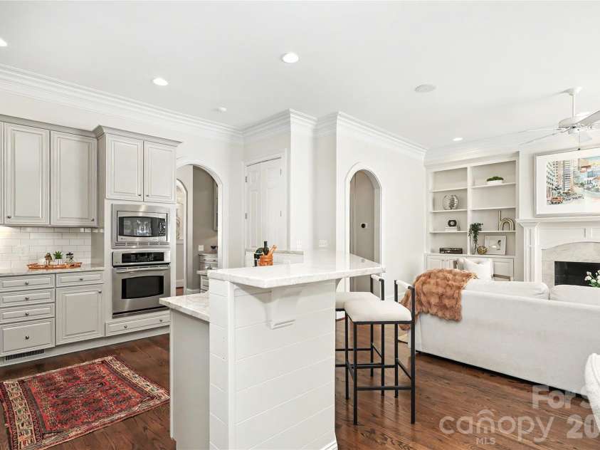 2614 Chelsea Drive, Charlotte, NC 28209.  MLS# CAR4433785, YatesRealty ID 57594. 