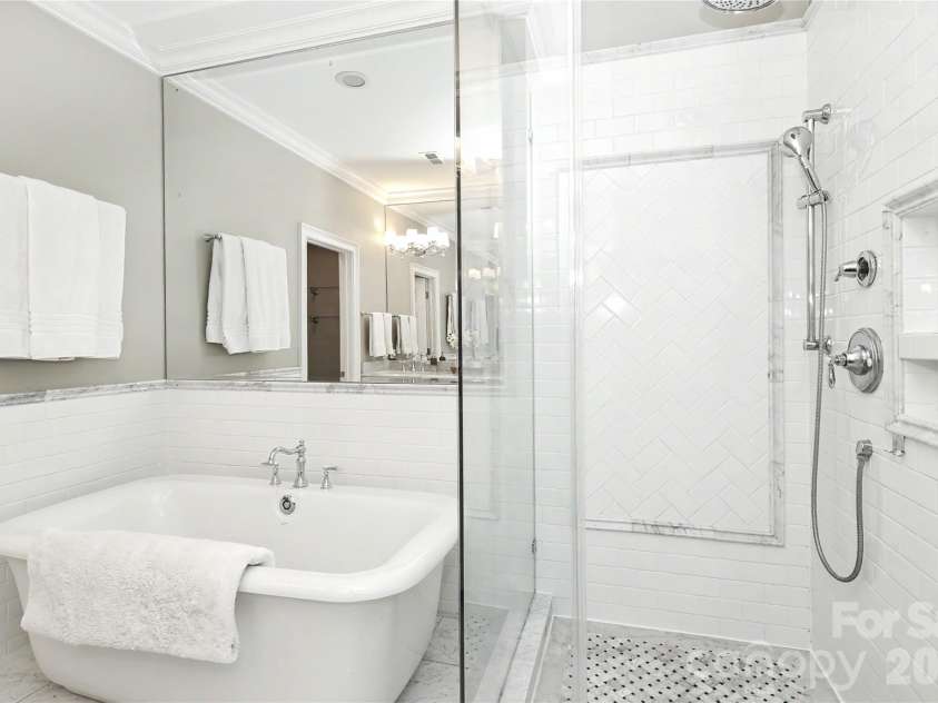 2614 Chelsea Drive, Charlotte, NC 28209.  MLS# CAR4433785, YatesRealty ID 57594. 