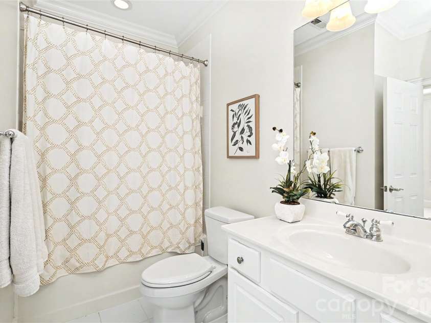 2614 Chelsea Drive, Charlotte, NC 28209.  MLS# CAR4433785, YatesRealty ID 57594. 