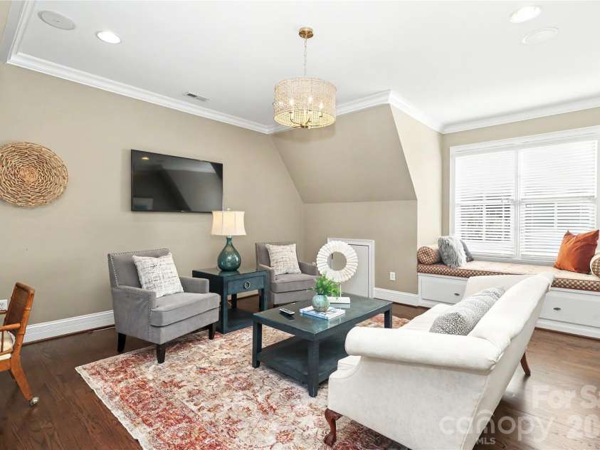 2614 Chelsea Drive, Charlotte, NC 28209.  MLS# CAR4433785, YatesRealty ID 57594. 