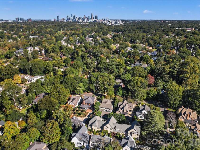 2614 Chelsea Drive, Charlotte, NC 28209.  MLS# CAR4433785, YatesRealty ID 57594. 