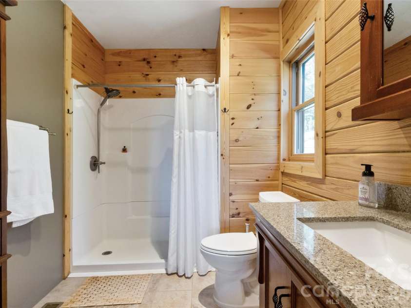 656 Arbra Mountain Way, Bostic, NC 28018.  MLS# CAR4432253, YatesRealty ID 57598. Main - Primary Bathroom