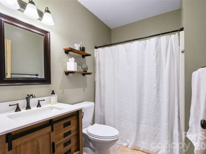 656 Arbra Mountain Way, Bostic, NC 28018.  MLS# CAR4432253, YatesRealty ID 57598. Main - Second Full Bath