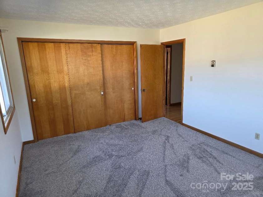 1375 US Highway 19E Highway, Burnsville, NC 28714.  MLS# CAR4329254, YatesRealty ID 576. Bedroom #2